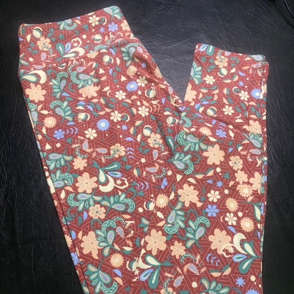LulaRoe OS Leggings - Picture 1 of 3